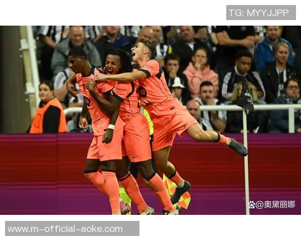 巴萨vs瓦伦西亚:拉什福德、巴尔德吉首发,莱万替补——一场激烈对决的背后